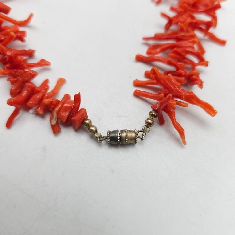 Native American Red Coral Branch Necklace With Barrel Clasp 19in Length - Picture 4 of 5